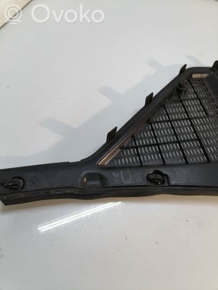 BMW X5 E70 Cabin air micro filter cap 6945583