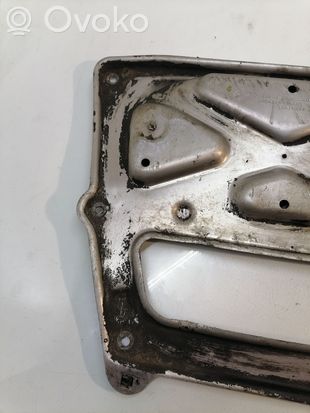BMW 5 E60 E61 Engine splash shield/under tray 6768301