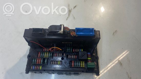 BMW 5 F10 F11 Fuse module 9252815