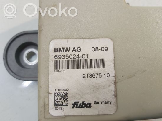 BMW 5 E60 E61 Aerial antenna amplifier 6935024