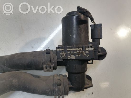 BMW 5 E60 E61 Coolant heater control valve 6920226