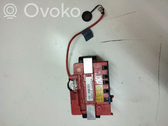 BMW 3 E90 E91 Fuse box set 10688710