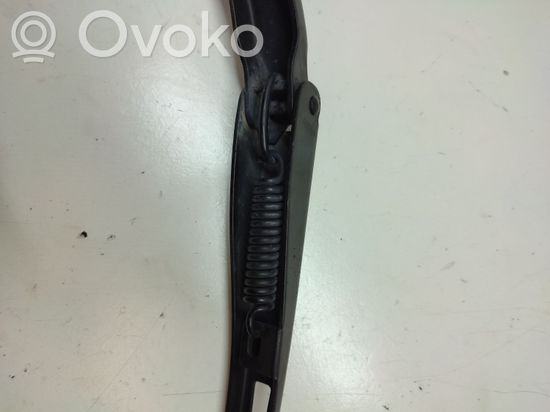 BMW 3 E90 E91 Front wiper blade arm 7171639