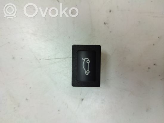 BMW 5 E60 E61 Tailgate opening switch 50499800 6921846