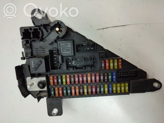 BMW 5 E60 E61 Fuse module 6906619 9138830 S18956057