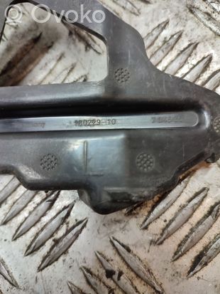 BMW 7 F01 F02 F03 F04 Fender mounting bracket 7046351