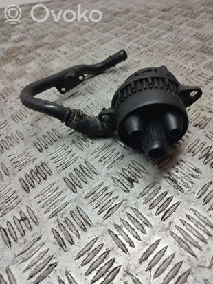 Audi A6 S6 C6 4F Breather valve 6568927