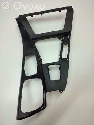 BMW 5 F10 F11 Gear shifter surround trim plastic 9206849 9171557