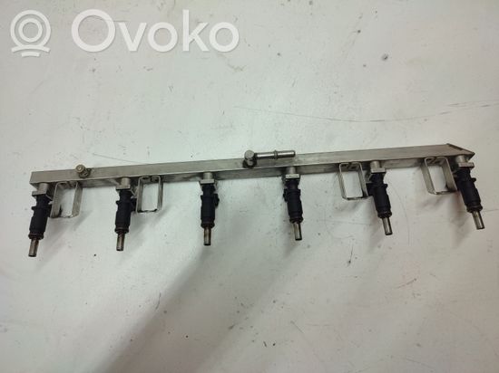 BMW X5 E53 Fuel injectors set 7531634 7020A01175