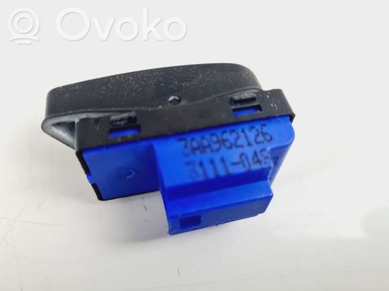 Volkswagen PASSAT B7 Central locking switch button 3AA962126