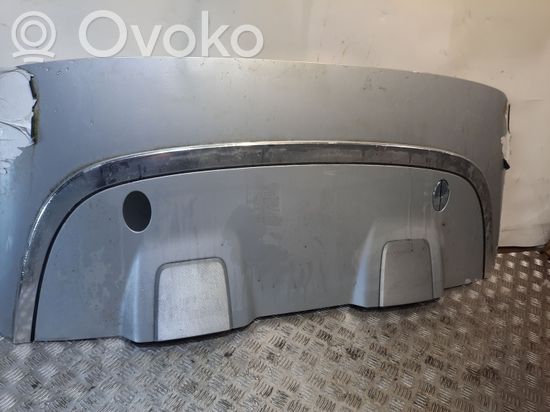 Mercedes-Benz E A207 Parcel shelf
