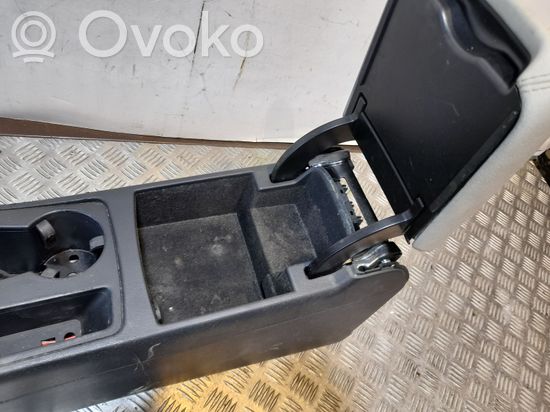 Audi A5 8T 8F Center console 8K0864981D