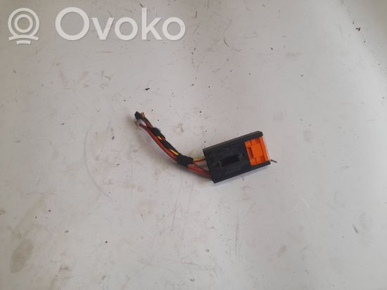 Audi A8 S8 D4 4H Fuse 8A0937530