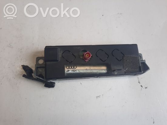 Audi A5 8T 8F Aerial antenna amplifier 8T0035225C