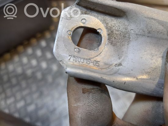 BMW 5 F10 F11 Other engine bay part 7180315