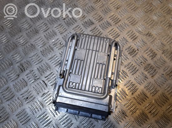 BMW 5 F10 F11 Engine control unit/module 7609670