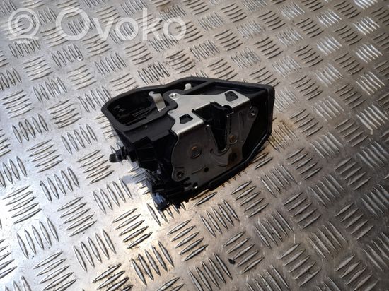 BMW X5 E70 Front door lock 7276668