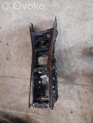 BMW X5 E70 Center console 70W200107
