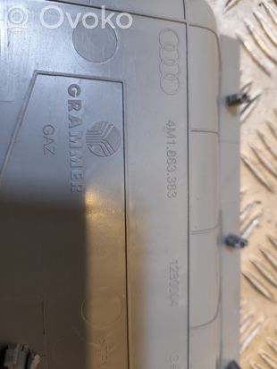 Audi Q7 4M Glove box central console 4M1863383