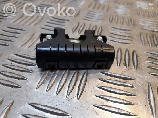 Audi A4 S4 B9 Aerial antenna amplifier 8T8035570