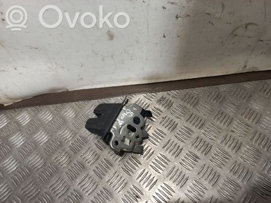 Audi Q5 SQ5 Loading door lock 8K9827505