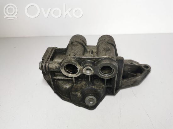 BMW 3 E92 E93 Oil filter mounting bracket 6740230911 7564892