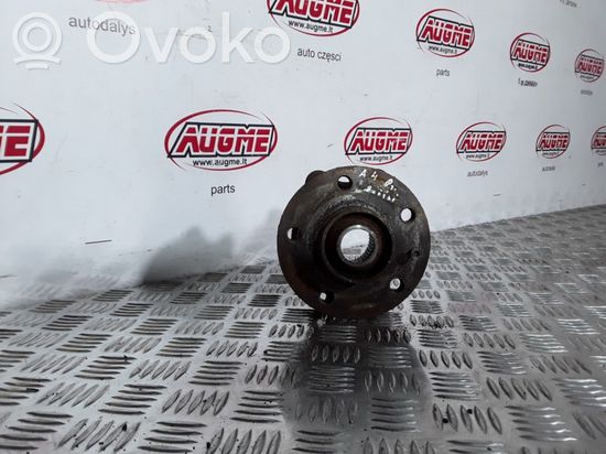 Audi A4 S4 B8 8K Front wheel hub