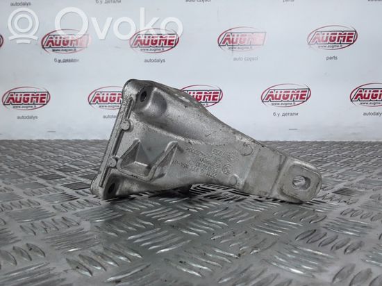 BMW X6 E71 E72 Engine mounting bracket 67770647