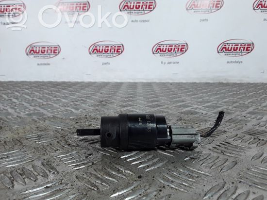 BMW 1 E81 E87 Windscreen/windshield washer pump 127934415