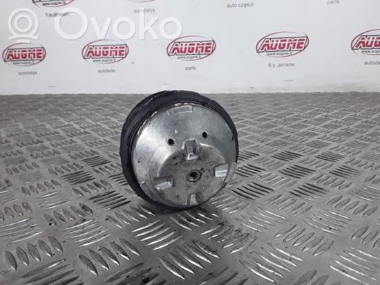 Mercedes-Benz E W210 Engine mount bracket