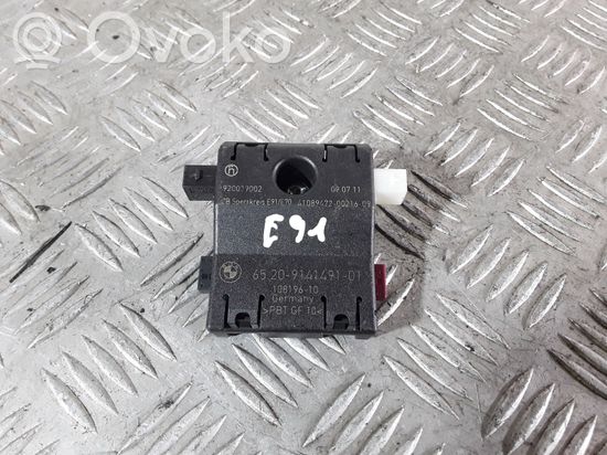 BMW 3 E90 E91 Aerial antenna amplifier 6520914149101 65209141491 9141491