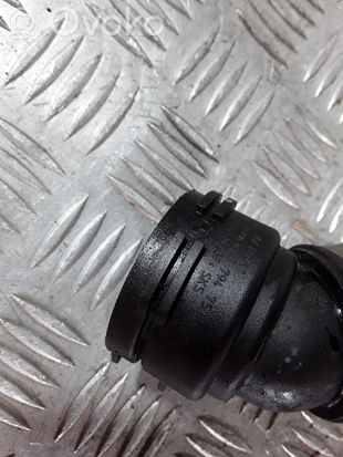 BMW 3 E90 E91 Engine coolant pipe/hose 7794751