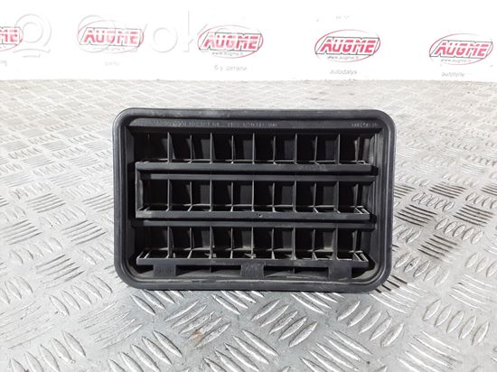 BMW 3 E90 E91 Quarter panel pressure vent 64226962293 6962293