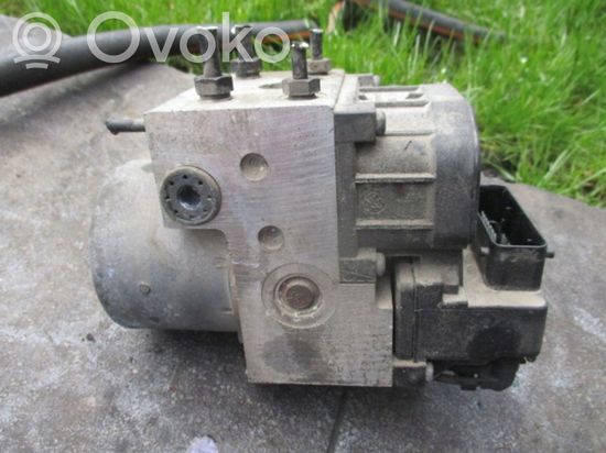 Volkswagen PASSAT B5 ABS Pump