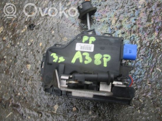 Audi A3 S3 8P Front door lock 4E1837016
