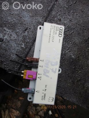 Audi A4 S4 B7 8E 8H Aerial antenna amplifier 8E9035225P