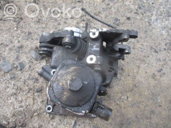 Volkswagen PASSAT B5 Oil filter mounting bracket 059145169