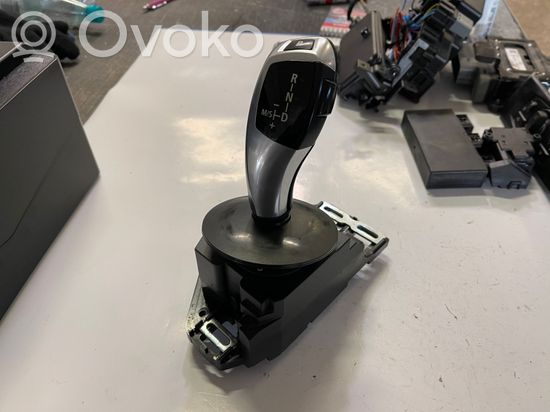 BMW 5 E60 E61 Gear shifter/selector 9165670 033810506