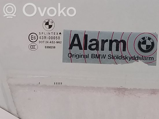 BMW 5 E60 E61 Front door window glass four-door