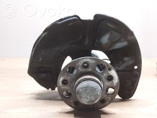 Mercedes-Benz E W212 Front wheel hub