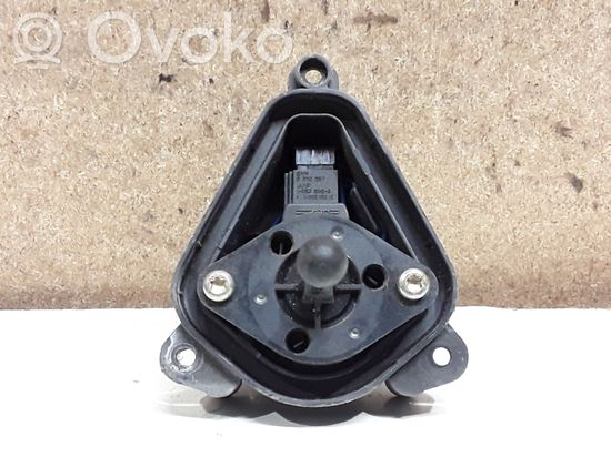 BMW 5 E39 Headlight level adjustment motor 6908409 15373500