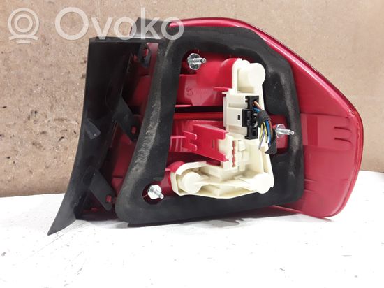 BMW 3 E90 E91 Rear/tail lights 6937457