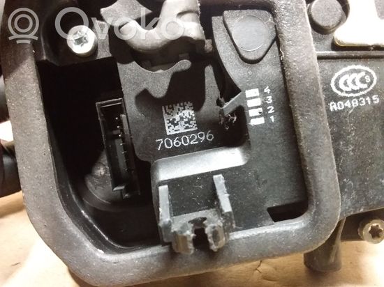 BMW 3 E90 E91 Rear door lock 7060296
