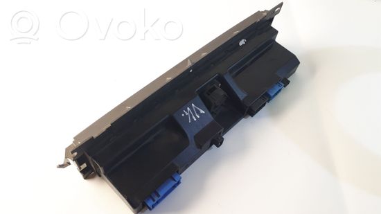 BMW 7 E65 E66 Climate control unit 64116923382 6923382