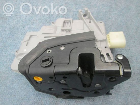 Volkswagen PASSAT B6 Rear door lock