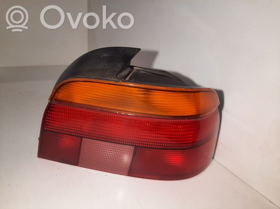 BMW 5 E39 Rear/tail lights 00724001