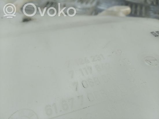 BMW 3 E92 E93 Windshield washer fluid reservoir/tank 7124231 7117842 7068998