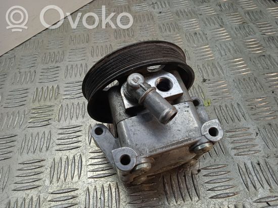 BMW 3 E46 Power steering pump 7613955