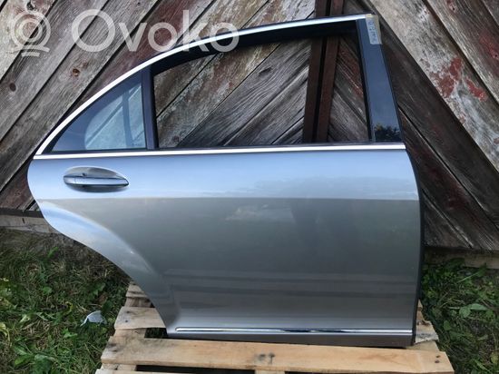 Mercedes-Benz S W221 Rear door