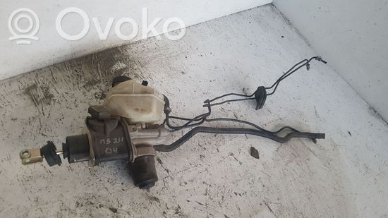 Mercedes-Benz E W210 Brake booster